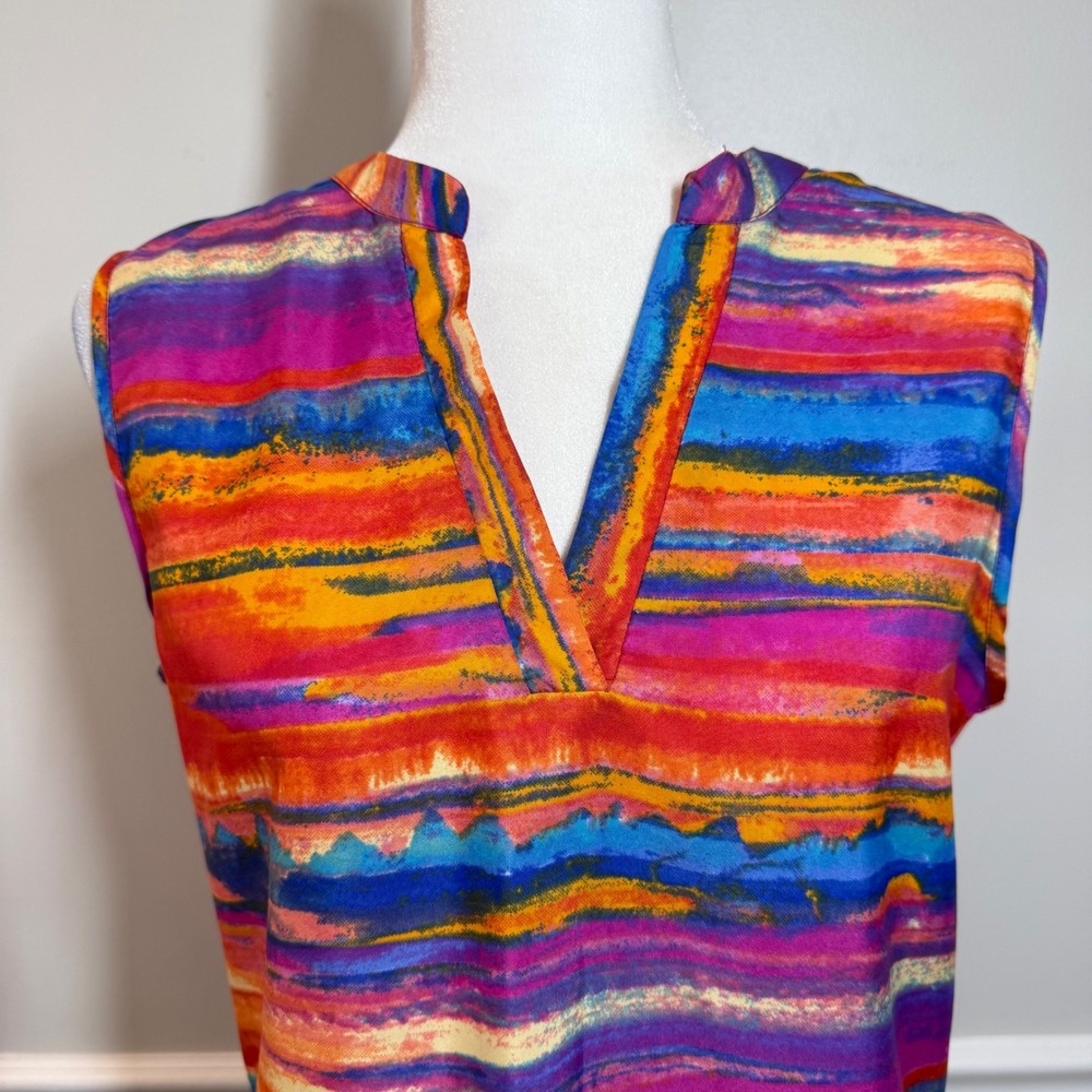 Watercolor Abstract Stripe Sleeveless Blouse V Neck Boho Vacation Top Women Med